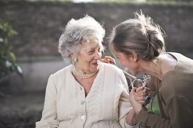 Independent Living and Assisted Living: What’s the Difference?